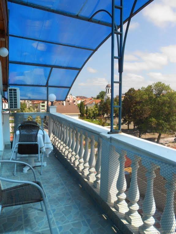 Prima Vera Hotel プリモルスコ エクステリア 写真